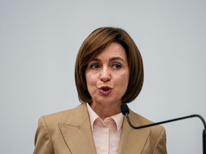 Supporting image for story: ‘Yes’ vote looks set to narrowly pass in Moldova, enshrining EU path