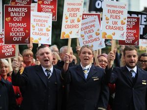 Supporting image for story: Thomas Cook staff demand financial support from Government
