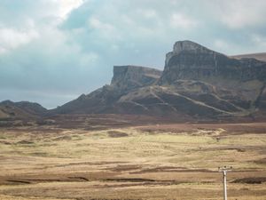 Supporting image for story: Ancient rock formations could store millions of tonnes of CO2, research says