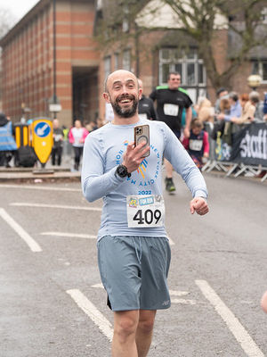 Stafford Half Marathon 2025 (photos by Ian Knight / Z70 Photography)