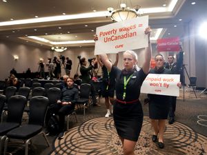 Supporting image for story: Air Canada cancels flights before strike that could impact hundreds of thousands