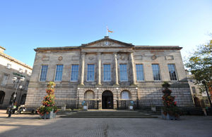 Shire Hall is one of the finest buildings in Stafford and used to be a courthouse