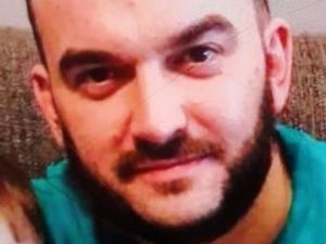 Supporting image for story: Concerns for welfare of 35-year-old man who is missing from Oldbury