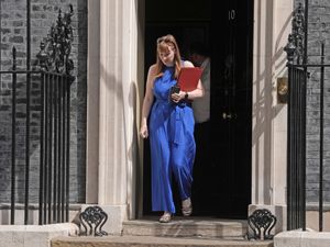 Supporting image for story: Starmer ‘doing the job for Britain’, says Rayner