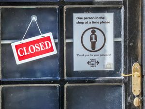Supporting image for story: UK shop closures at record high in 2020