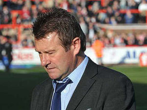 Supporting image for story: Hutchings' warning for sorry Saddlers