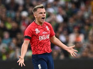 Supporting image for story: England's Sam Curran becomes most expensive ever IPL player