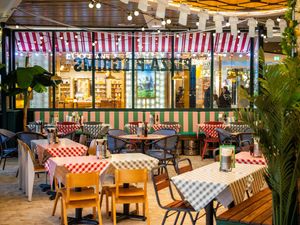Supporting image for story: Inside the beautiful new pizzeria bringing Neapolitan joy to a West Midlands rail station and shopping centre
