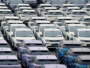 Supporting image for story: New car registrations rise for 21st consecutive month in April