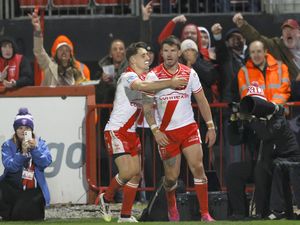 Supporting image for story: Late Oliver Gildart tries help Hull KR book Grand Final date with Wigan