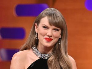 Supporting image for story: Taylor Swift stuns in little black dress on Graham Norton Show
