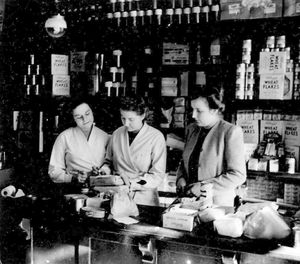 Sylvia, right, working in Roden's grocer's shop in Bridgnorth High Street in April 1945. Left is Doreen Gower (later Mrs Ainsworth) and middle is Freda Bache (later Mrs Taylor).