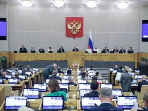 Supporting image for story: Russia adoption ban for countries allowing gender transition passes first stage