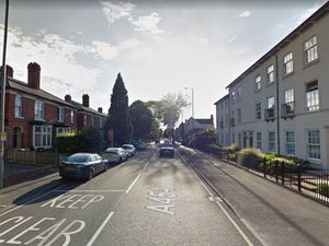 Supporting image for story: Ambulance crews treat nine people after Wolverhampton fire