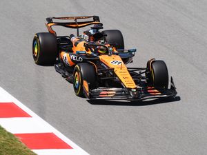 Supporting image for story: Oscar Piastri beats McLaren team-mate Lando Norris to Spanish Grand Prix pole