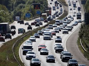 Supporting image for story: Christmas getaway traffic to build throughout week as 20m journeys expected
