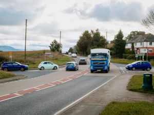 Supporting image for story: Minister to meet with Shropshire MP over campaign to improve notorious danger A483 junction