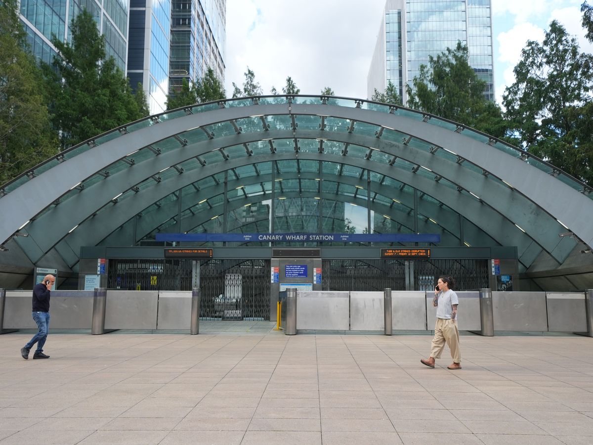 Tube strike continues to cause travel misery in London