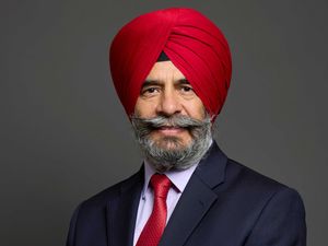 Supporting image for story: MP ‘profoundly sorry’ for alleged ‘pretty serious faults’ in flats he rents out