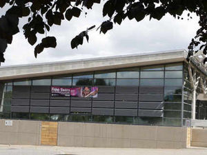 Supporting image for story: Pool 'modesty barrier' for Muslims is agreed