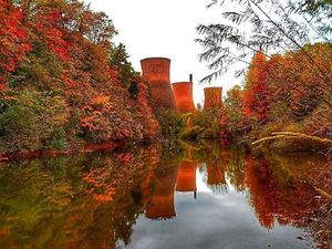 Supporting image for story: Ironbridge Power Station summit called over future of iconic site
