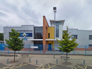Supporting image for story: 'Altercation' involving parents and students at Wednesbury school