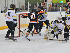 Supporting image for story: Pictures and video: Telford Tigers win ugly