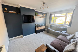 3 bedroom semi-detached house