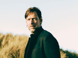 Supporting image for story: Guitarist and singer Ed O’Brien opens up about finding his feet as a songwriter and frontman