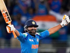 Supporting image for story: Favourites India claim four-wicket Champions Trophy final win over New Zealand