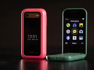 Supporting image for story: Nokia to axe up to 14,000 jobs in cost-cutting plan