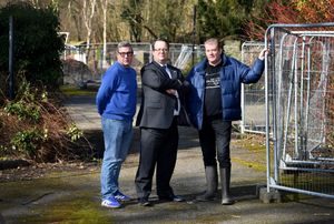 From the Save the Crooked House campaign group are Ian Sandall (left) and Paul Turner (right) with MP Mike Woods.