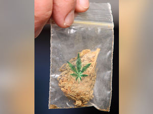 Supporting image for story: Teen stabbed and beaten with golf club in row over £10 of cannabis