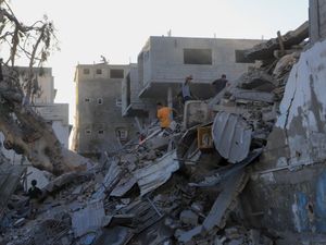 Supporting image for story: Israel weighs Hamas’ response to ceasefire bid amid renewed diplomatic effort