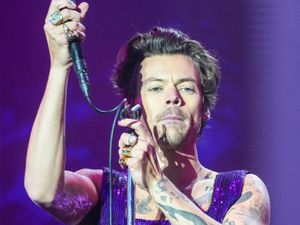 Supporting image for story: Harry Styles among top contenders at 2023 iHeartRadio Music Awards