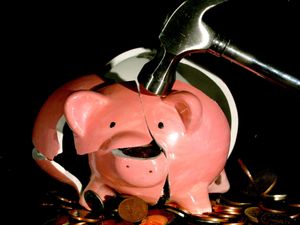 Supporting image for story: Graduates among people more likely to have missed credit payments, survey finds