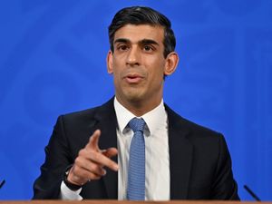 Supporting image for story: Sunak under pressure from Tory and opposition MPs to deal with cost of living