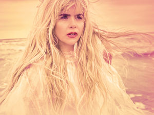 Supporting image for story: Paloma Faith to bring new tour to Birmingham