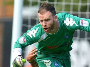 Supporting image for story: Shrewsbury Town close in on move for goalkeeper Joe Murphy