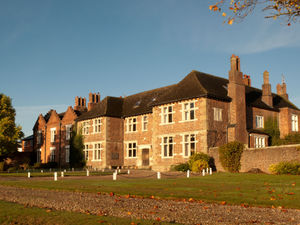 Supporting image for story: Piano workshops coming to Shropshire for International Festival