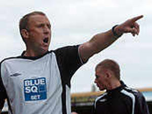 Supporting image for story: Northwich Victoria 1 Harriers 1