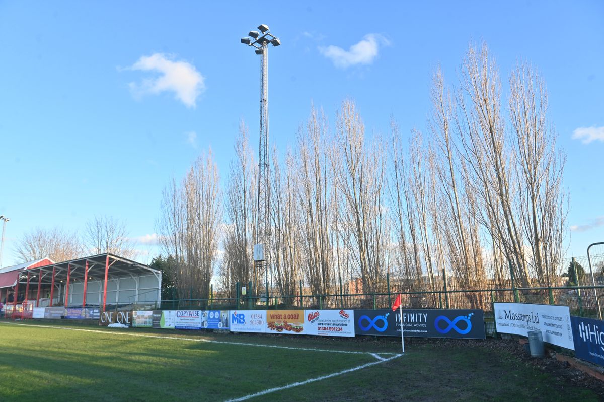 Floodlight appeal launched as Stourbridge FC plans ground improvements Floodlight appeal launched as Stourbridge FC plans ground improvements