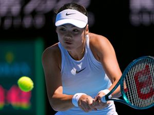 Supporting image for story: Emma Raducanu’s losing run continues in Abu Dhabi