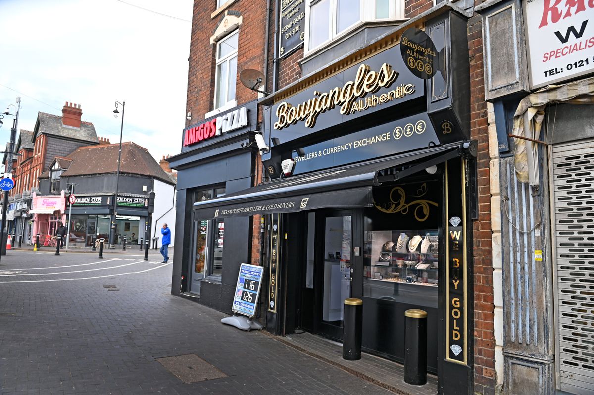 Black Country jeweller says 'astronomical' gold and silver market shows no signs of slowing down