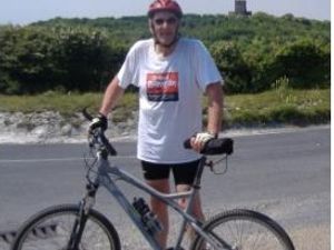Supporting image for story: Ex-teacher to cycle 230 miles in memory of late wife