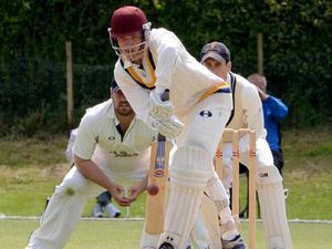Supporting image for story: Praise for Shropshire's record eighth wicket