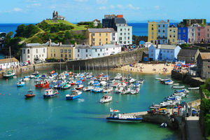 Supporting image for story: Terrific times in Tenby