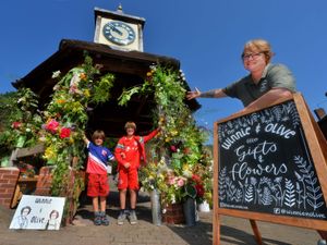 Supporting image for story: Flower power! Community comes together to celebrate the joy of British blooms 