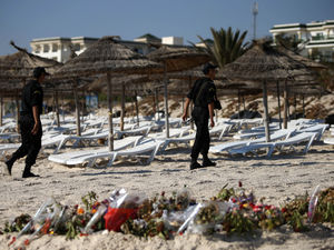 Supporting image for story: Tunisian policeman killed in 'terrorist attack' at Sousse resort