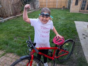 Supporting image for story: Superstar Shrewsbury seven-year-old Verity arranges her own triathlon to raise money for charity